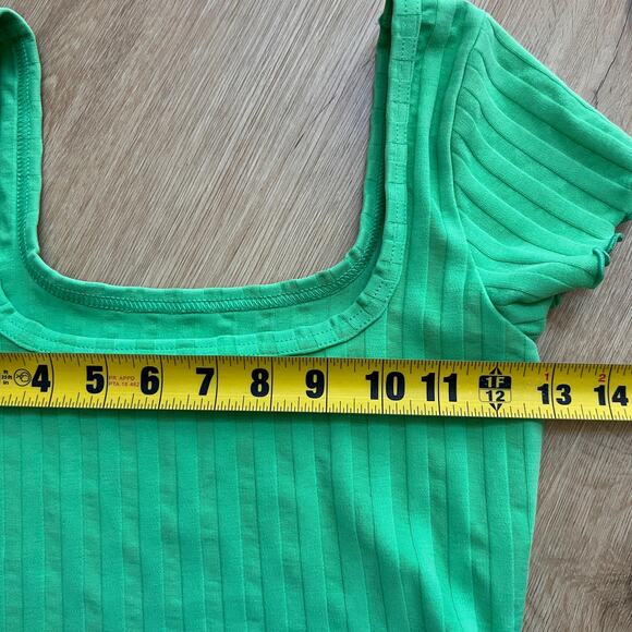 Offline by Aerie Green Crop Top Size XS - Picture 3 of 5